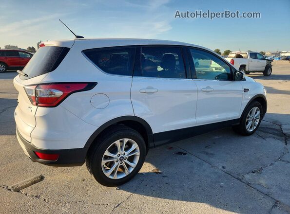 1FMCU0G9XHUB67472 2017 FORD ESCAPE Белый Задняя правая четверть