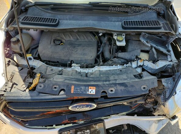 1FMCU0GD0HUA28004 2017 FORD ESCAPE Белый Вид подкапотного пространства