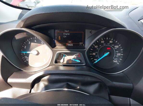 1FMCU0GD0HUB20231 2017 FORD ESCAPE Красный Вид задних сидений