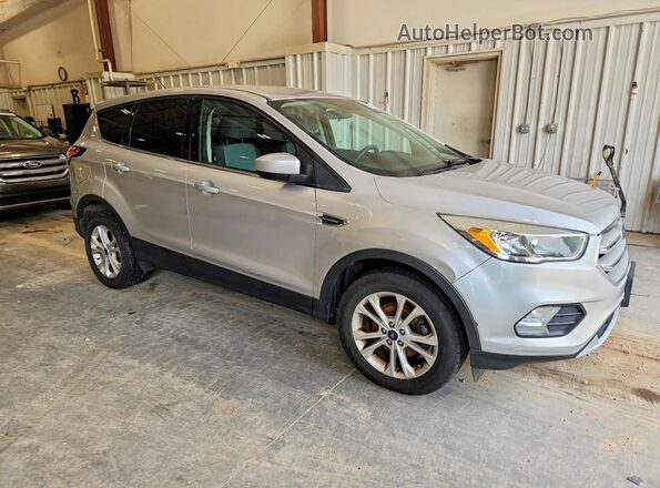 1FMCU0GD0HUB50264 2017 FORD ESCAPE Silver Delantero derecho