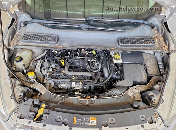 1FMCU0GD0HUB50264 2017 FORD ESCAPE Silver Vista del compartimento del motor