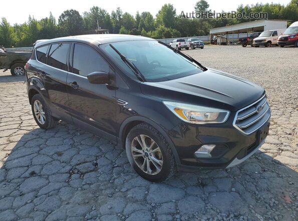 1FMCU0GD0HUB58607 2017 FORD ESCAPE Черный Передняя правая четверть