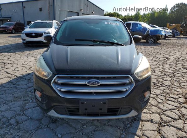 1FMCU0GD0HUB58607 2017 FORD ESCAPE Черный Вид спереди