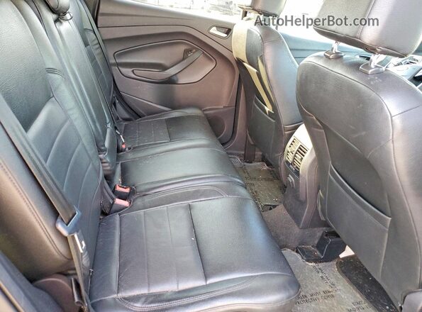 1FMCU0GD0HUB58607 2017 FORD ESCAPE Черный Вид задней части салона