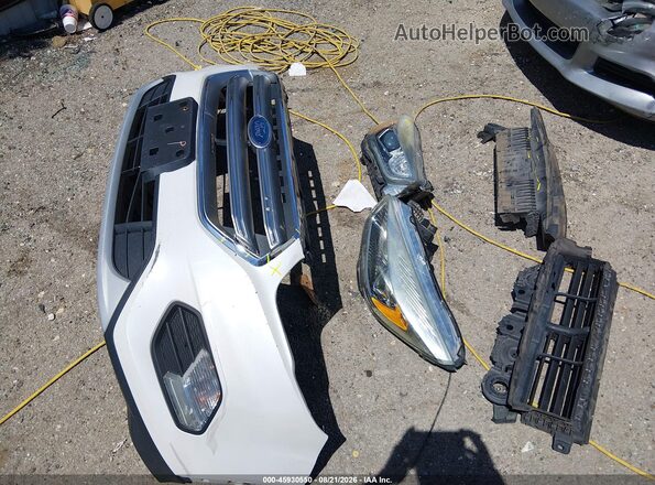 1FMCU0GD0HUB60261 2017 FORD ESCAPE White Vista del cuadro de instrumentos