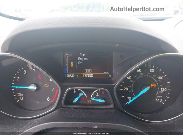 1FMCU0GD0HUC24072 2017 FORD ESCAPE Белый Вид задних сидений