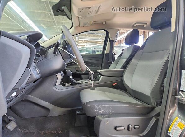 1FMCU0GD0HUC93568 2017 FORD ESCAPE Gray წინა სალონის ხედი