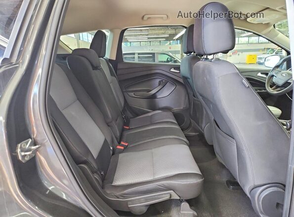 1FMCU0GD0HUC93568 2017 FORD ESCAPE Gray უკანა სალონის ხედი