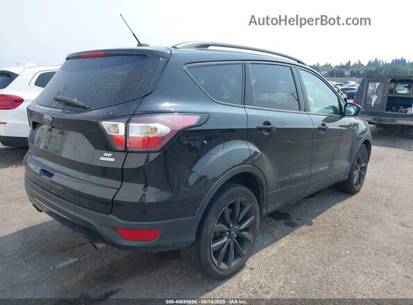 1FMCU0GD0HUC95398 2017 FORD ESCAPE Black Tył prawy