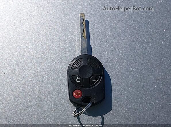 1FMCU0GD0HUD08506 2017 FORD ESCAPE Красный Вид панели приборов