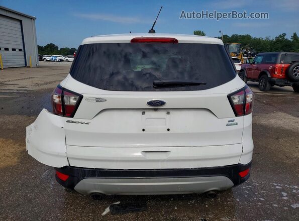 1FMCU0GD0HUD15536 2017 FORD ESCAPE Белый Вид сзади
