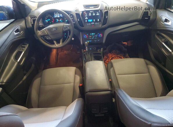 1FMCU0GD0HUD76286 2017 FORD ESCAPE Синий Вид панели приборов