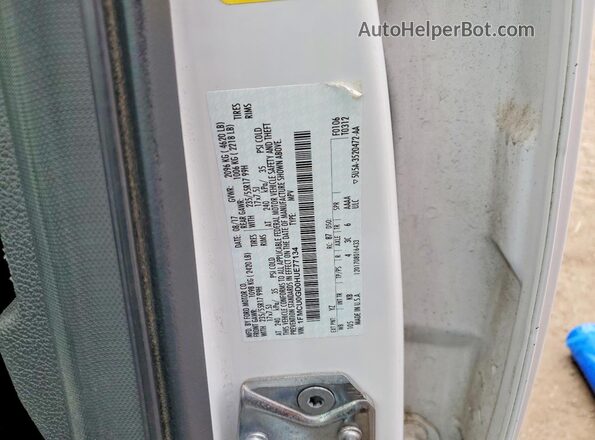 1FMCU0GD0HUE77134 2017 FORD ESCAPE White Vista del compartimento del motor