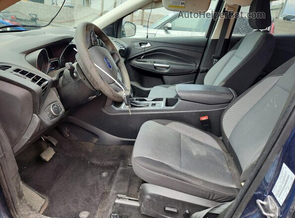 1FMCU0GD0JUB23149 2018 FORD ESCAPE Синий Вид салона спереди