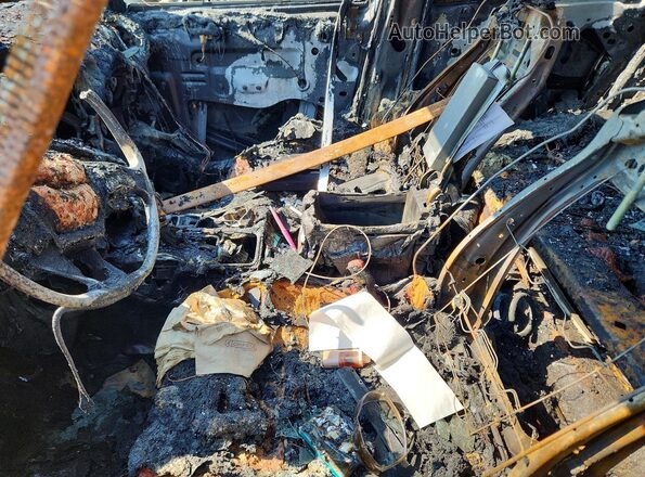 1FMCU0GD0KUB24139 2019 FORD ESCAPE Burn Սալոնի դիմացի տեսք