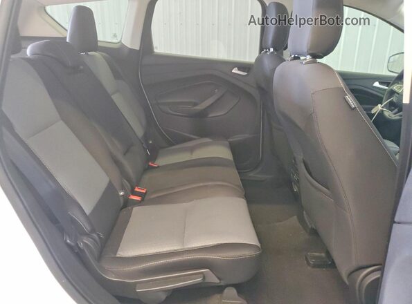 1FMCU0GD0KUB47582 2019 FORD ESCAPE White Vista de los asientos traseros