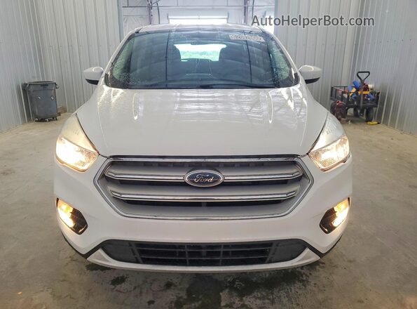 1FMCU0GD0KUB47582 2019 FORD ESCAPE White Vista frontal