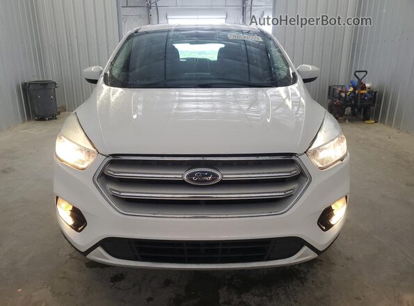 1FMCU0GD0KUB47582 2019 FORD ESCAPE White Vista de la etiqueta del VIN