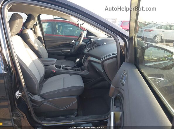 1FMCU0GD0KUC52431 2019 FORD ESCAPE Черный Вид салона спереди