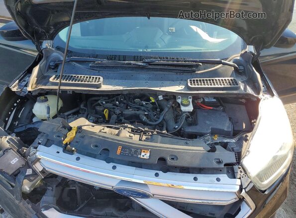 1FMCU0GD1HUA93279 2017 FORD ESCAPE Black Widok wnętrza z tyłu