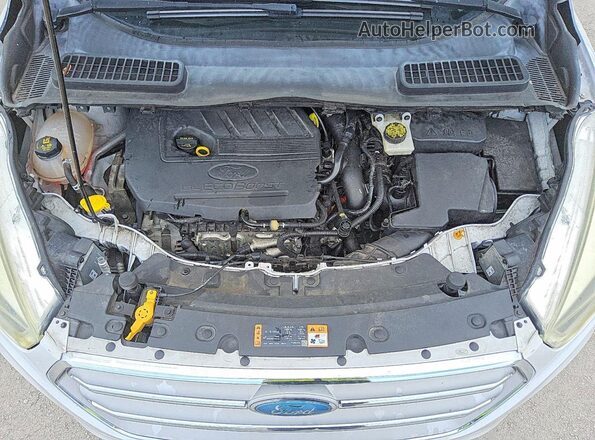 1FMCU0GD1HUB46014 2017 FORD ESCAPE White Սալոնի հետևի տեսք