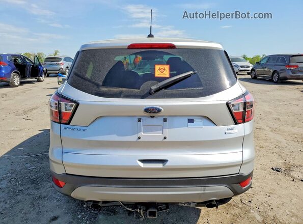 1FMCU0GD1HUD48383 2017 FORD ESCAPE Silver Widok z tyłu
