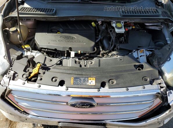 1FMCU0GD1HUD48383 2017 FORD ESCAPE Silver Widok komory silnika
