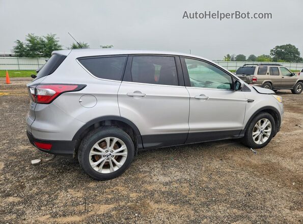1FMCU0GD1HUE54719 2017 FORD ESCAPE Серебряный Задняя правая четверть