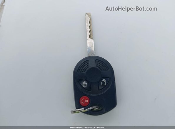 1FMCU0GD1HUE66725 2017 FORD ESCAPE Белый Вид панели приборов