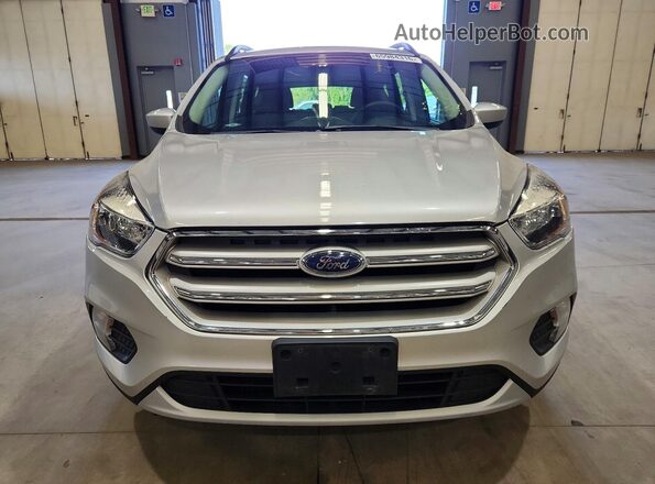 1FMCU0GD1JUB61845 2018 FORD ESCAPE Silver Vista frontal