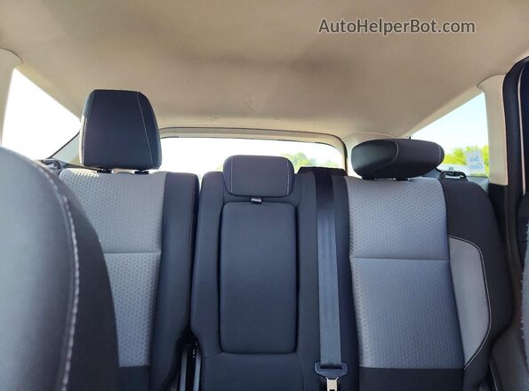 1FMCU0GD1JUB61845 2018 FORD ESCAPE Silver Vista de los asientos traseros