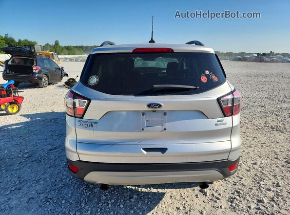 1FMCU0GD1JUD18404 2018 FORD ESCAPE Silver უკანა ხედი