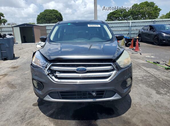 1FMCU0GD2HUA18901 2017 FORD ESCAPE Gray წინა ხედი
