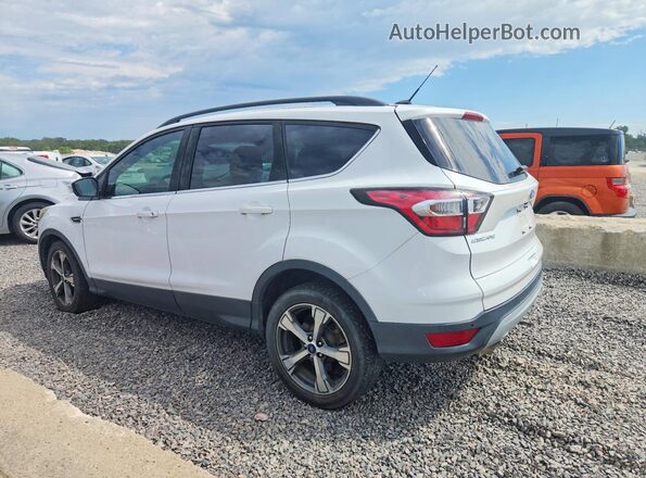 1FMCU0GD2HUB20540 2017 FORD ESCAPE White Rear left