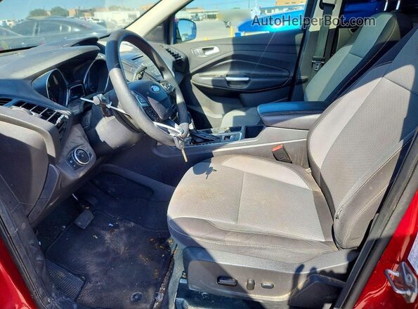1FMCU0GD2HUC44842 2017 FORD ESCAPE Burgundy Widok wnętrza z przodu
