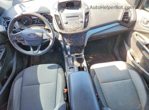 1FMCU0GD2HUC44842 2017 FORD ESCAPE Burgundy Widok deski rozdzielczej