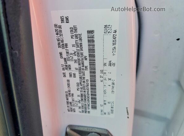 1FMCU0GD2HUD78315 2017 FORD ESCAPE White Vista de la etiqueta del VIN