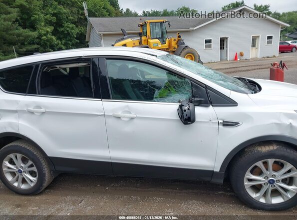 1FMCU0GD2HUD85992 2017 FORD ESCAPE White 360 interior view