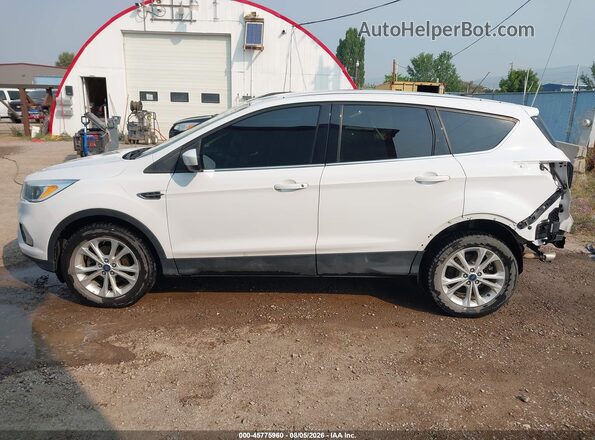 1FMCU0GD2HUE77362 2017 FORD ESCAPE SE FWD White 