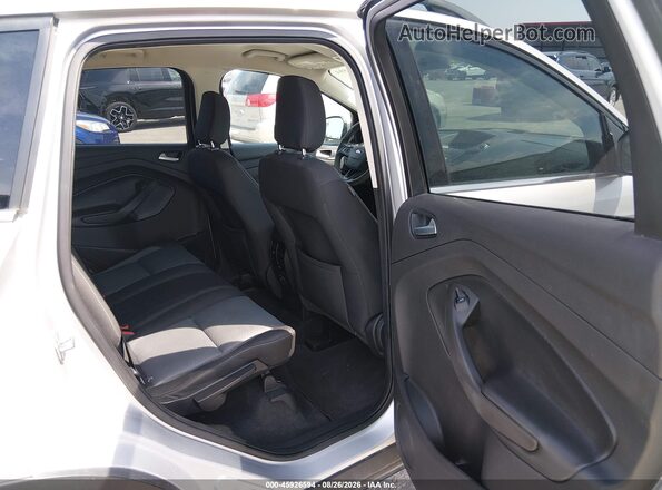 1FMCU0GD2JUB45542 2018 FORD ESCAPE Silver VIN կոդի պիտակի տեսք