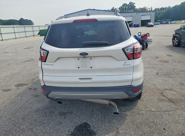 1FMCU0GD2JUB70831 2018 FORD ESCAPE White Вид ззаду