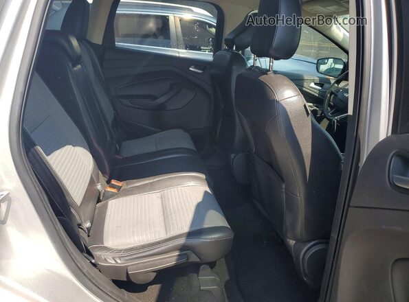 1FMCU0GD2KUA80788 2019 FORD ESCAPE Silver Vista interior trasera