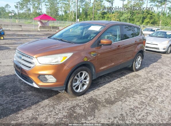 1FMCU0GD3HUA16395 2017 FORD ESCAPE Brown Przód lewy