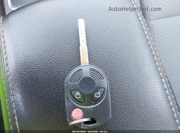 1FMCU0GD3HUC37768 2017 FORD ESCAPE White წინა პანელის ხედი