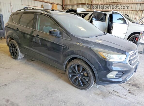 1FMCU0GD3HUD10038 2017 FORD ESCAPE Black Widok zestawu wskaźników
