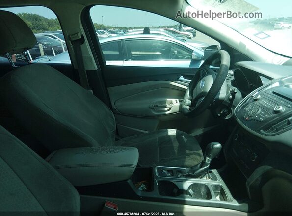 1FMCU0GD3HUD30354 2017 FORD ESCAPE White Vista interior delantera