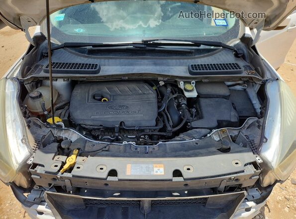 1FMCU0GD3HUE54012 2017 FORD ESCAPE White Вид підкапотного простору