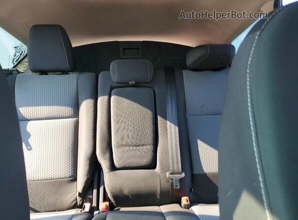 1FMCU0GD3JUA08352 2018 FORD ESCAPE Red Vista de los asientos traseros