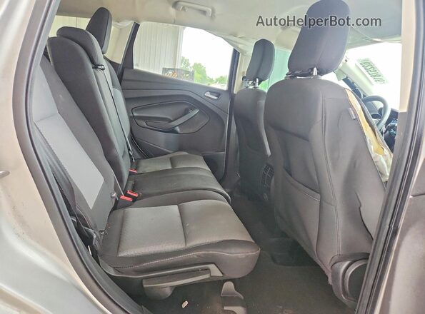 1FMCU0GD3JUB36901 2018 FORD ESCAPE Silver უკანა სავარძლების ხედი