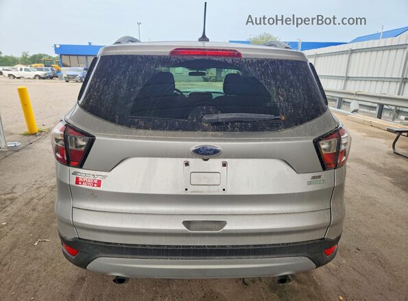 1FMCU0GD3JUB36901 2018 FORD ESCAPE Silver უკანა ხედი
